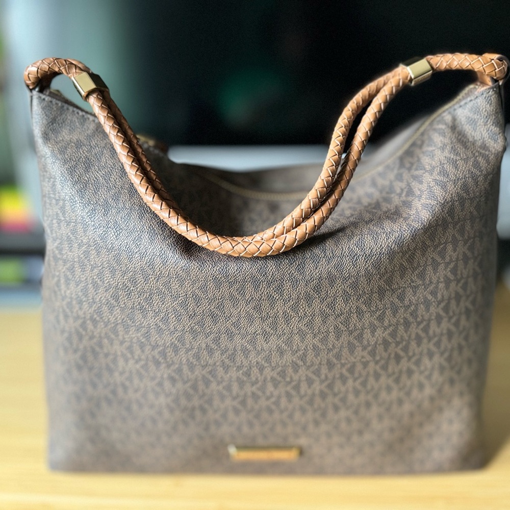 Michael Kors Lexington Shoulder Bag